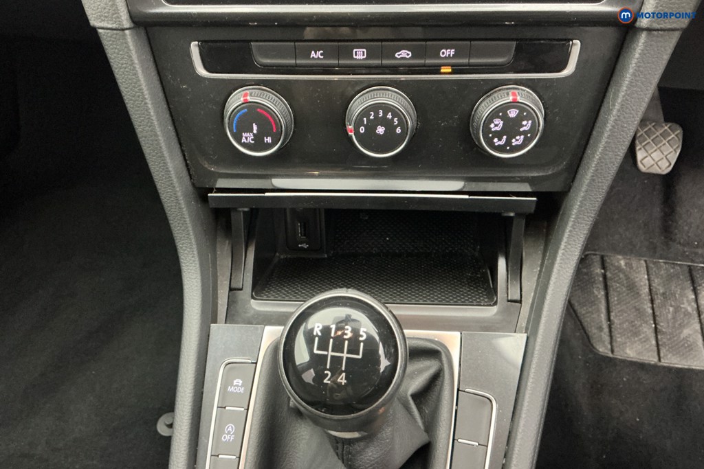 Used Volkswagen Golf 2018 for sale - 77297783: Photo 28