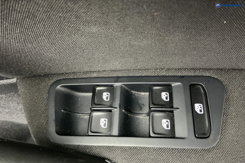 Used Volkswagen Golf 2018 for sale - 77297783: Photo 34