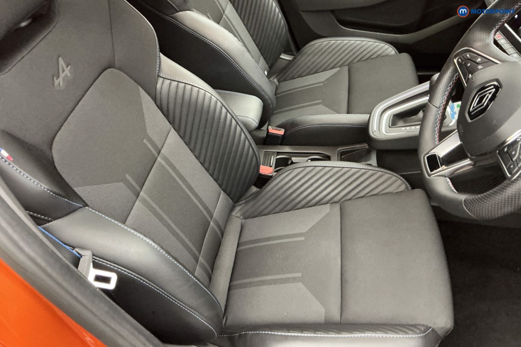 Used Renault Clio 2024 for sale - 76330205: Photo 13