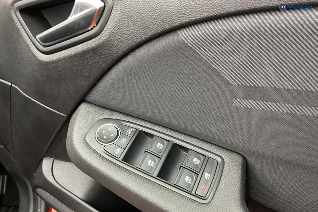 Used Renault Clio 2024 for sale - 76330205: Photo 29