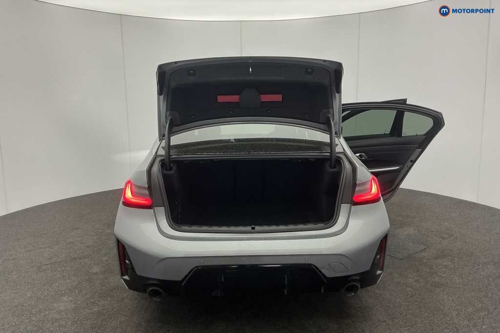 Used BMW 3 Series 2024 for sale - 77804700: Photo 12