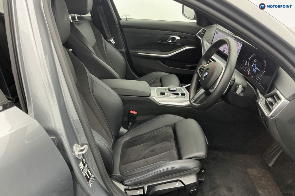 Used BMW 3 Series 2024 for sale - 77804700: Photo 15