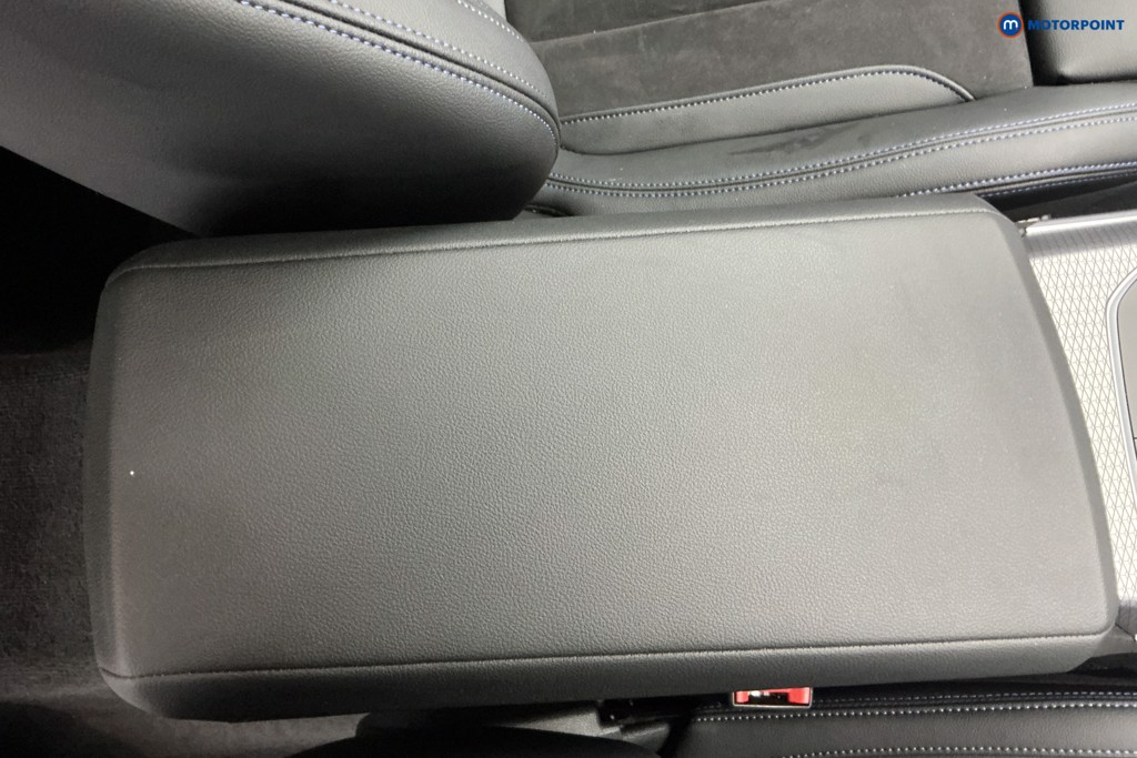 Used BMW 3 Series 2024 for sale - 77804700: Photo 24