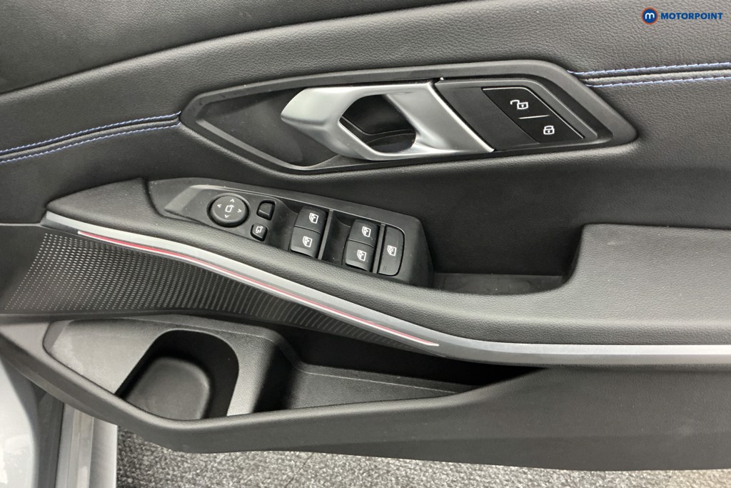 Used BMW 3 Series 2024 for sale - 77804700: Photo 34