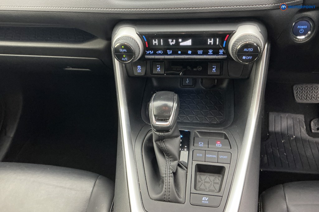 Used Toyota RAV4 2020 for sale - 76616428: Photo 15