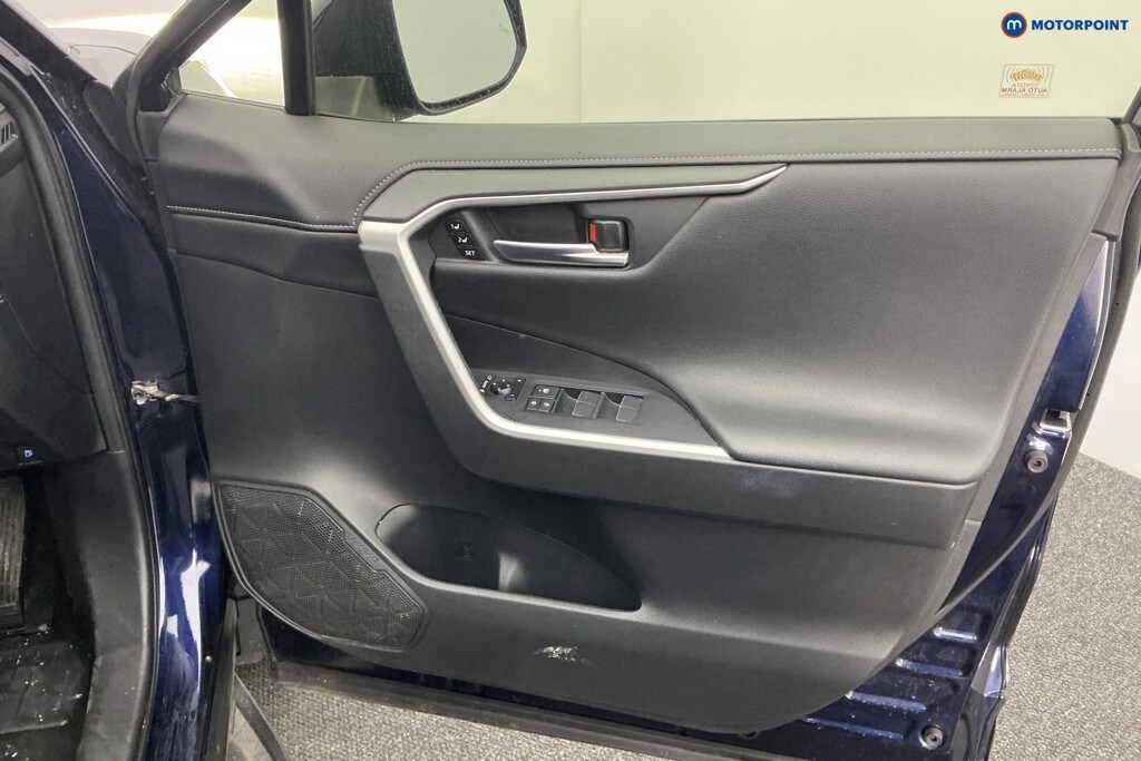 Used Toyota RAV4 2020 for sale - 76616428: Photo 30