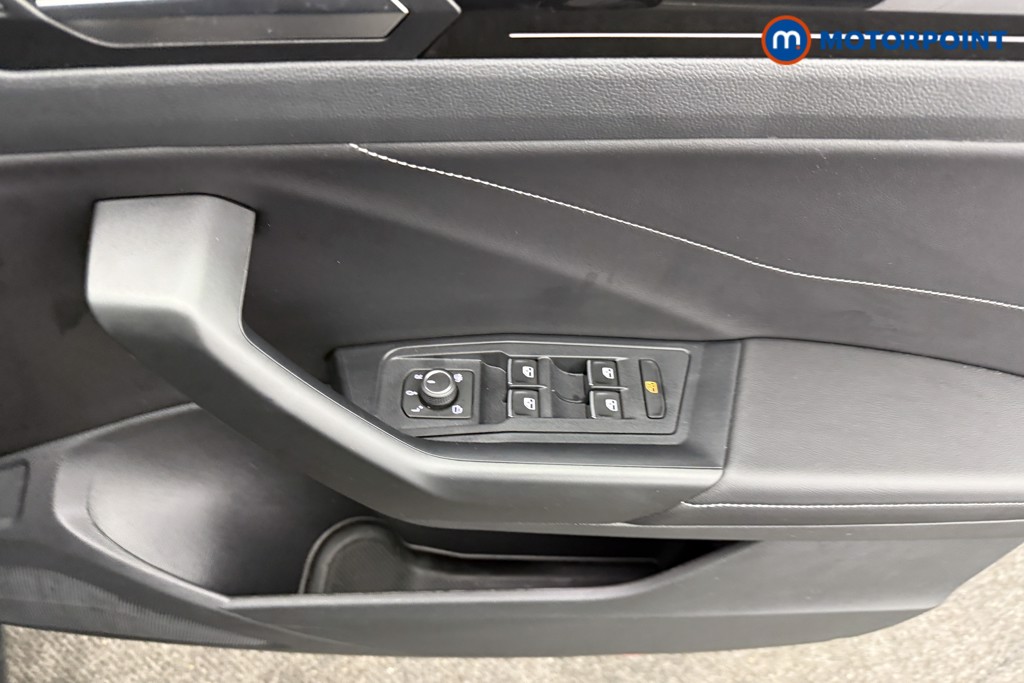 Used Volkswagen T-Roc 2025 for sale - 77407221: Photo 25