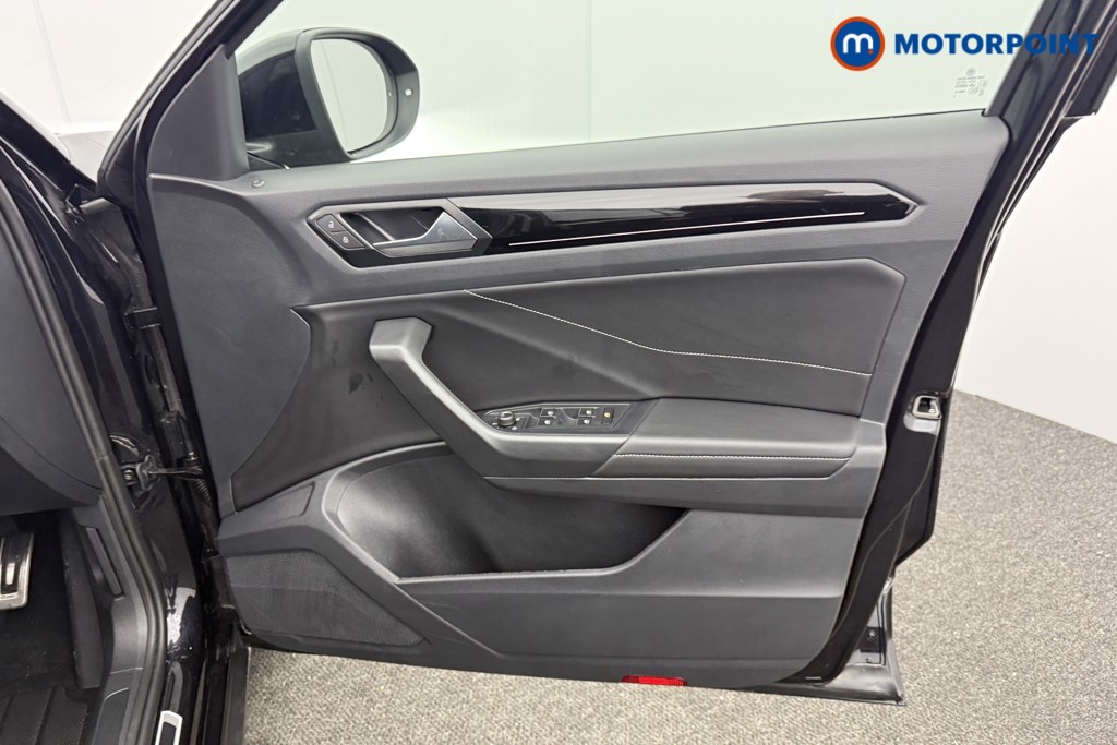 Used Volkswagen T-Roc 2025 for sale - 77407221: Photo 26