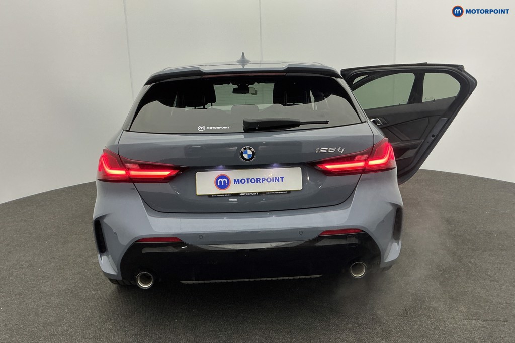 Used BMW 1 Series 2023 for sale - 77620081: Photo 12