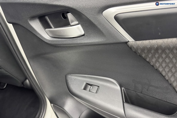 Used Honda Jazz 2019 for sale - 75274860: Photo 31