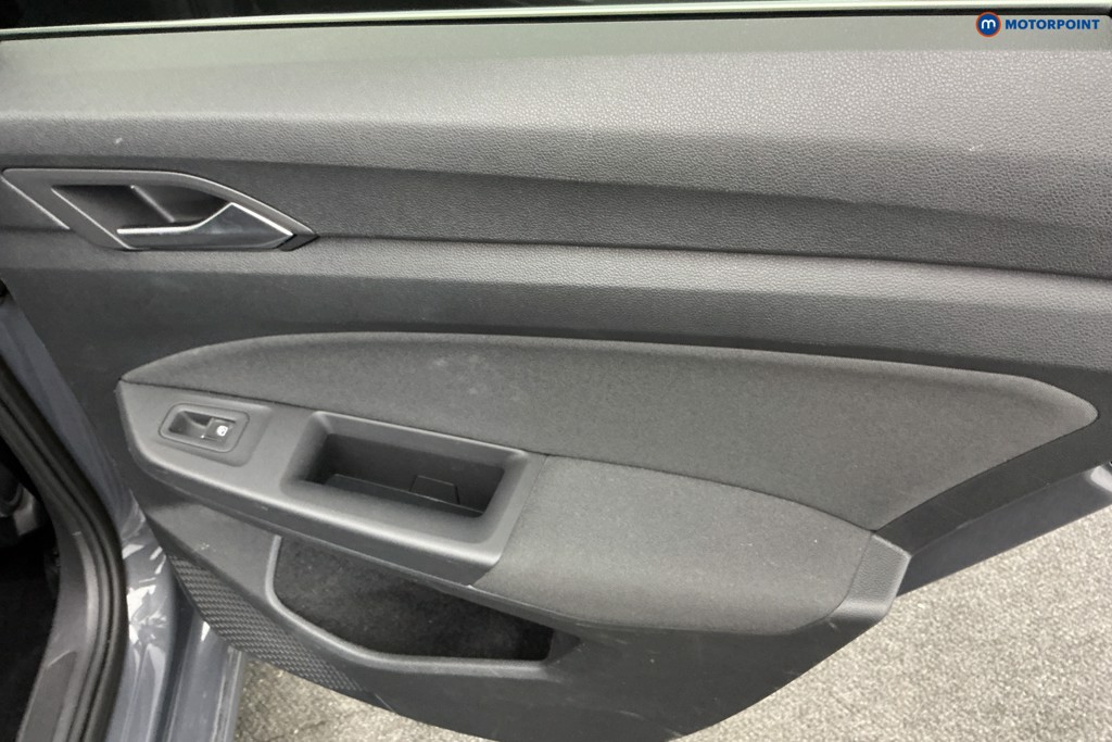 Used Volkswagen Golf 2021 for sale - 77006226: Photo 32