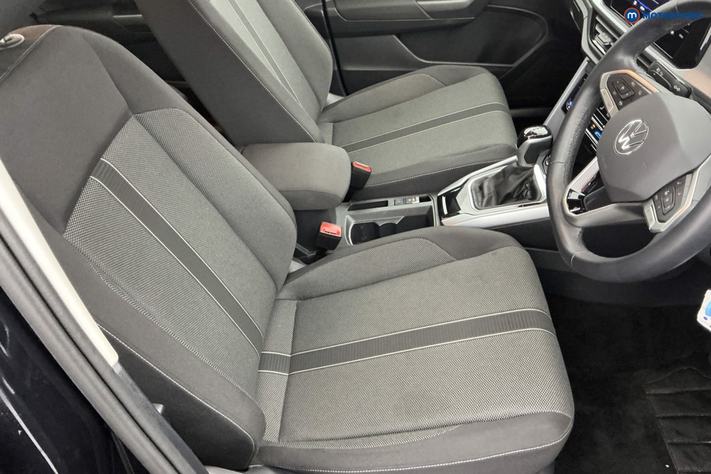 Used Volkswagen T-Roc 2023 for sale - 76322716: Photo 13