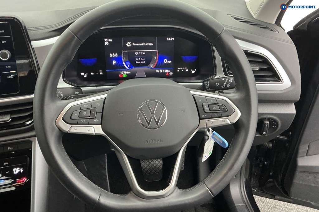 Used Volkswagen T-Roc 2023 for sale - 76322716: Photo 14