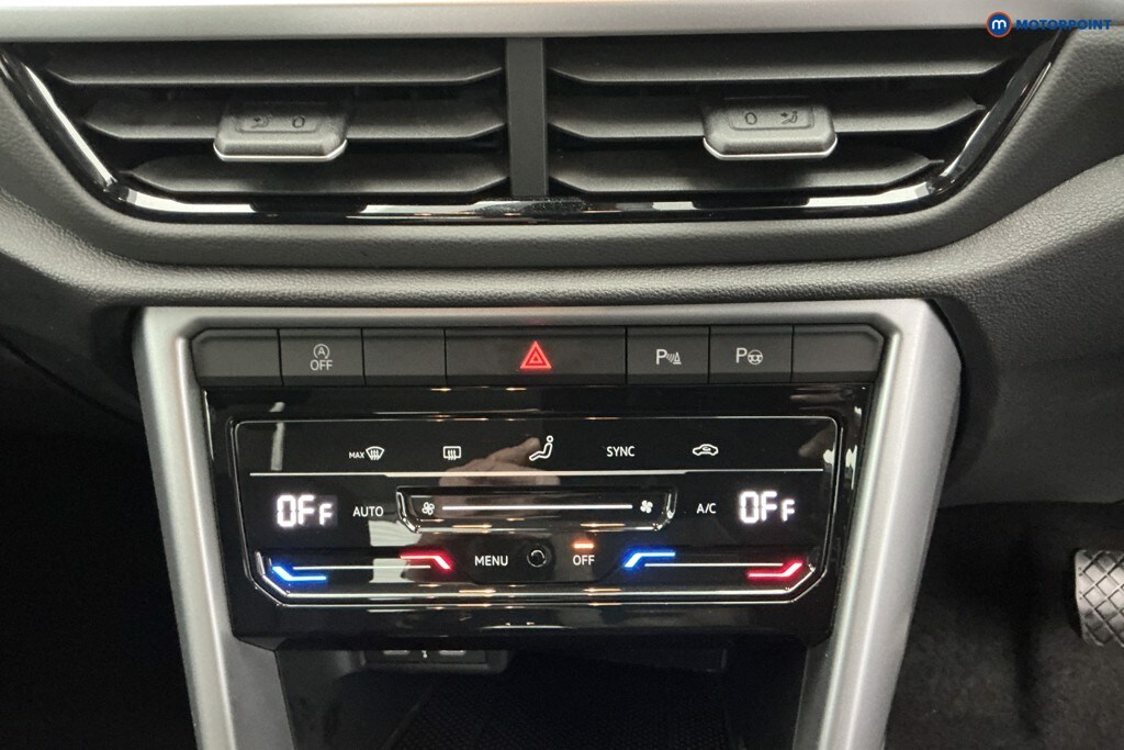 Used Volkswagen T-Roc 2023 for sale - 76322716: Photo 25