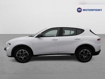 Used Alfa Romeo Tonale 2022 for sale - 77064100: Photo