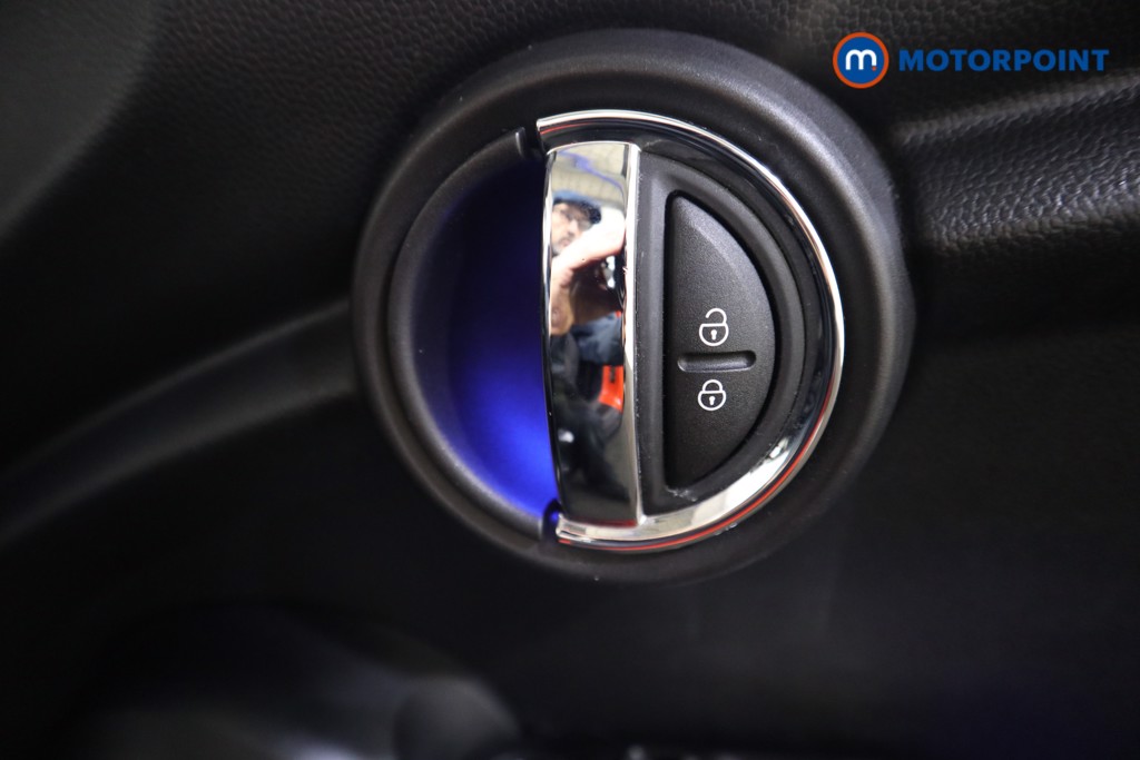 Used MINI Convertible 2019 for sale - 78043107: Photo 21