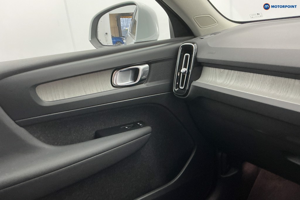 Used Volvo XC40 2021 for sale - 77187154: Photo 28