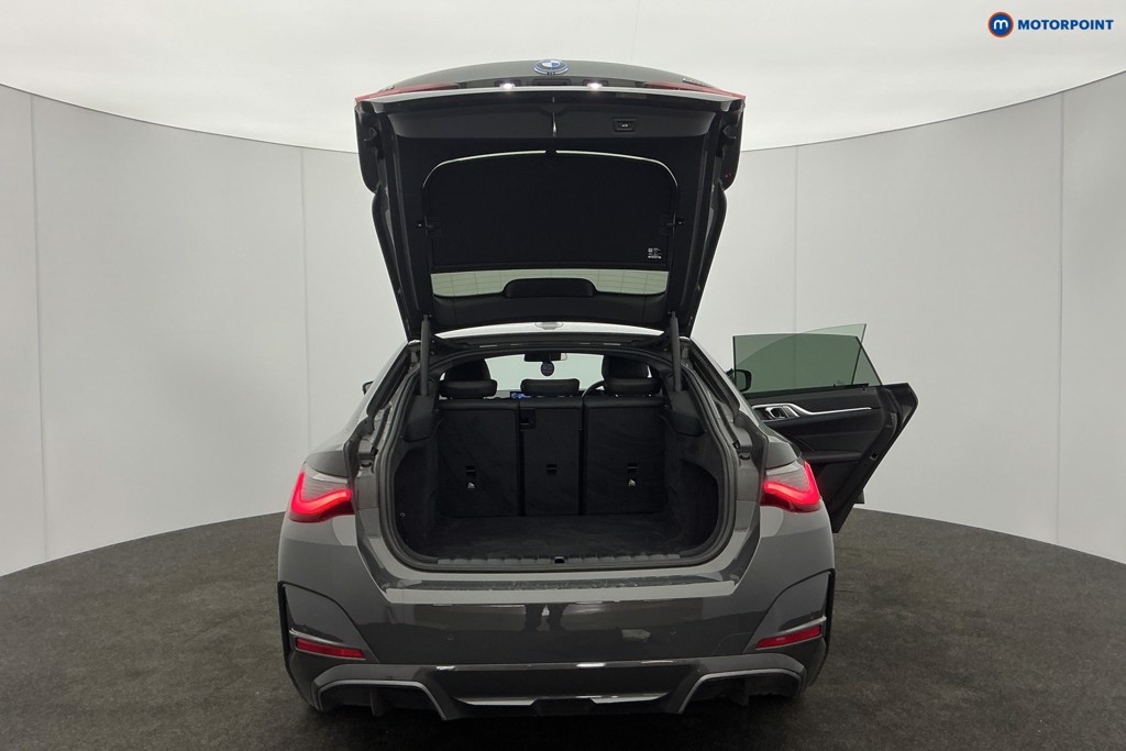 Used BMW i4 2023 for sale - 77834620: Photo 12