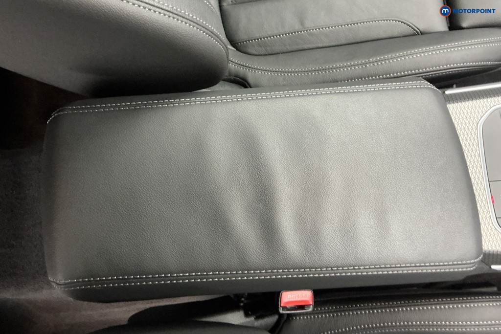 Used BMW i4 2023 for sale - 77834620: Photo 24