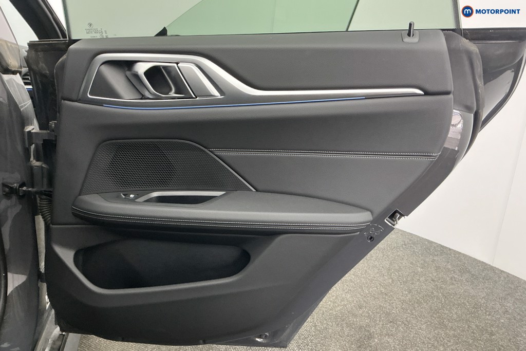 Used BMW i4 2023 for sale - 77834620: Photo 34