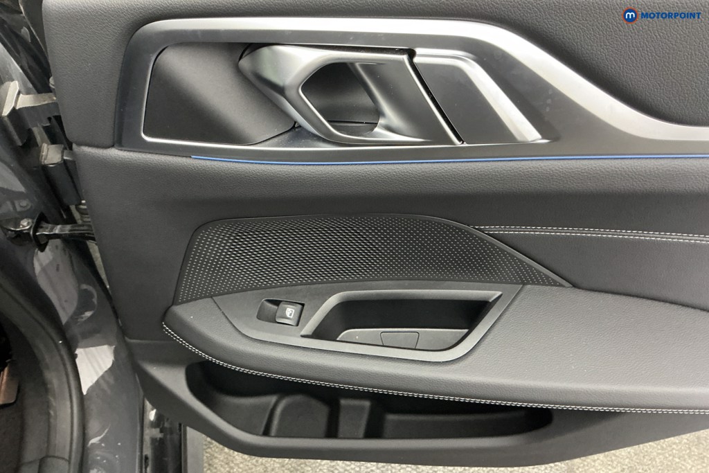 Used BMW i4 2023 for sale - 77834620: Photo 35