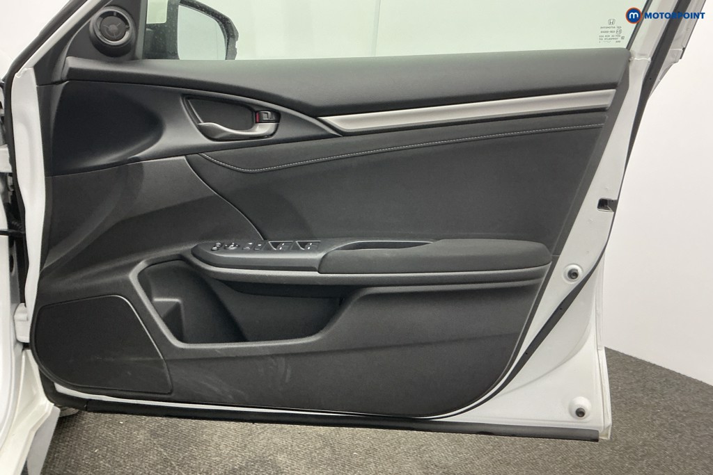 Used Honda Civic 2021 for sale - 78026734: Photo 34