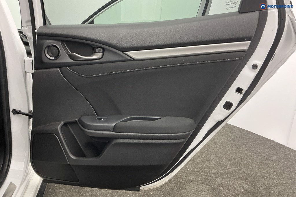 Used Honda Civic 2021 for sale - 78026734: Photo 36