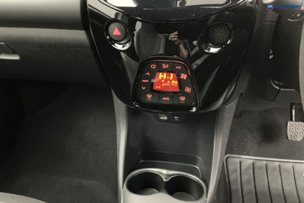 Used Toyota AYGO 2021 for sale - 77607795: Photo 26