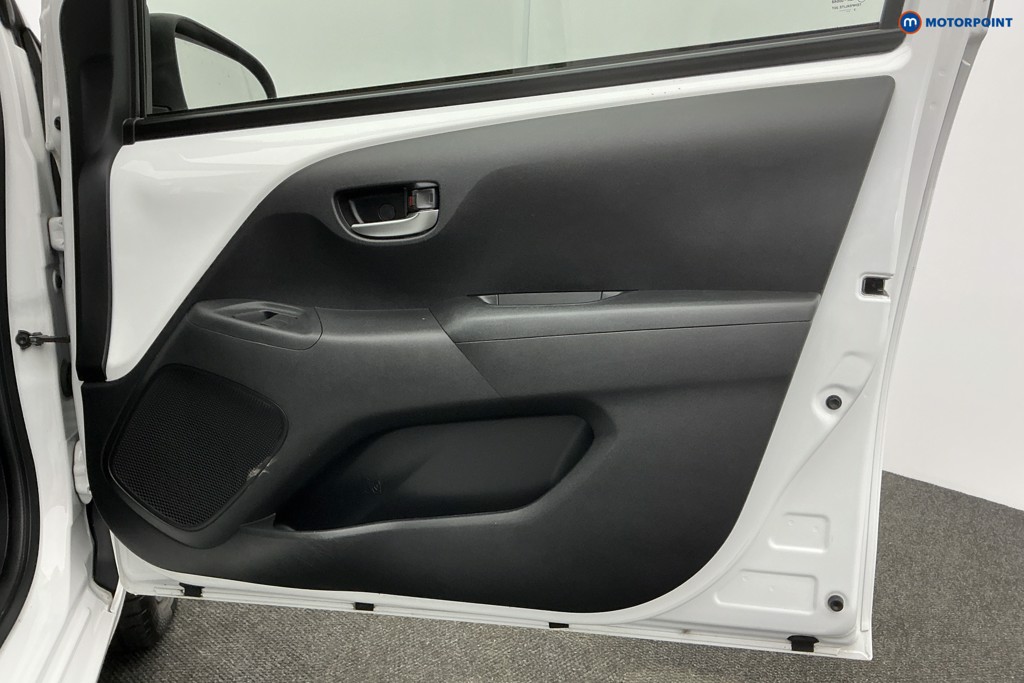 Used Toyota AYGO 2021 for sale - 77607795: Photo 32