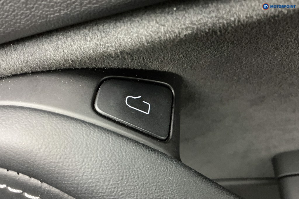 Used Tesla Model Y 2023 for sale - 77161195: Photo 29