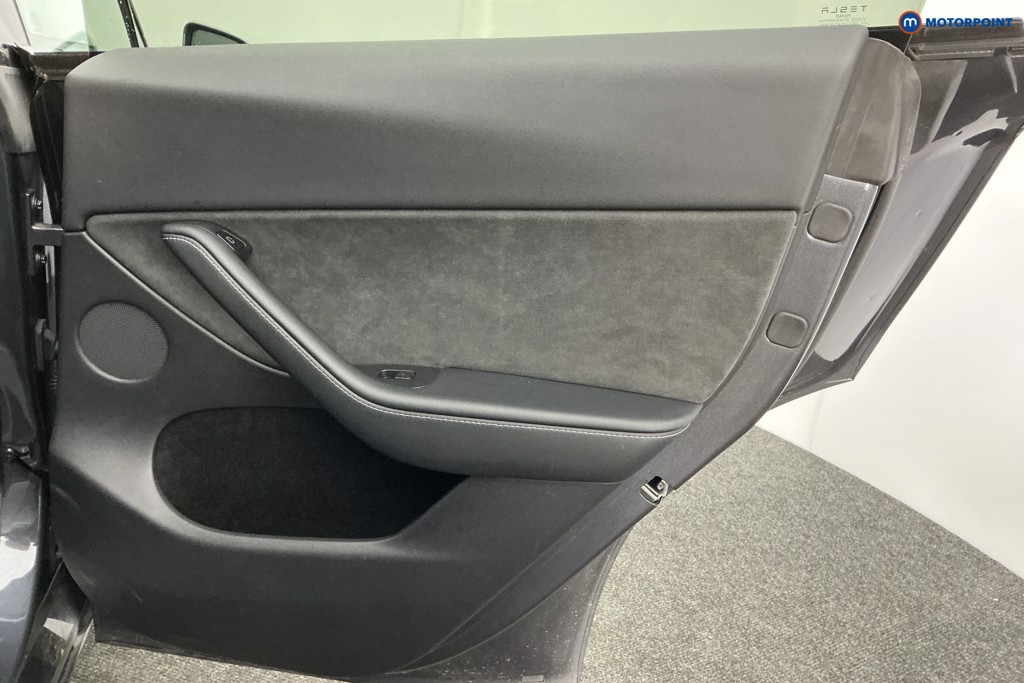 Used Tesla Model Y 2023 for sale - 77161195: Photo 30