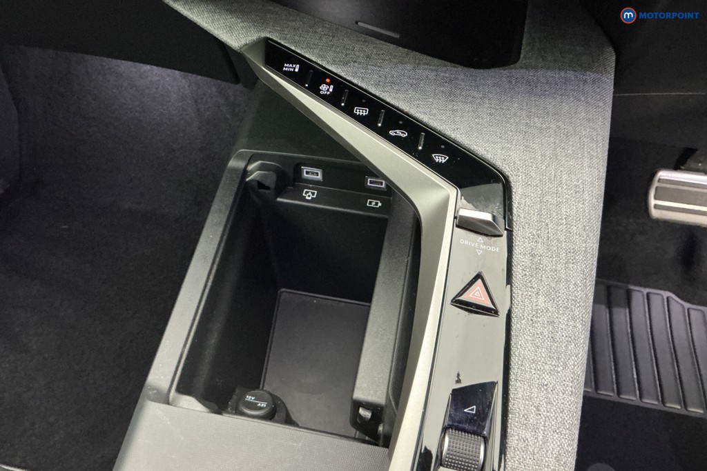 Used Peugeot 5008 2025 for sale - 77804731: Photo 32