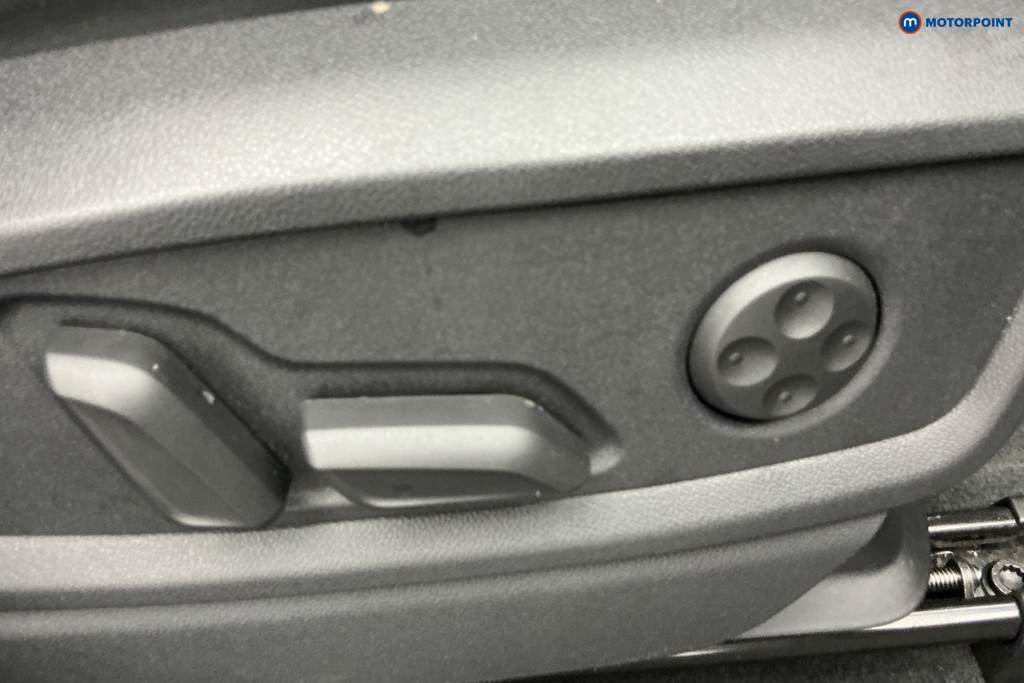 Used Audi Q5 2023 for sale - 76835903: Photo 30