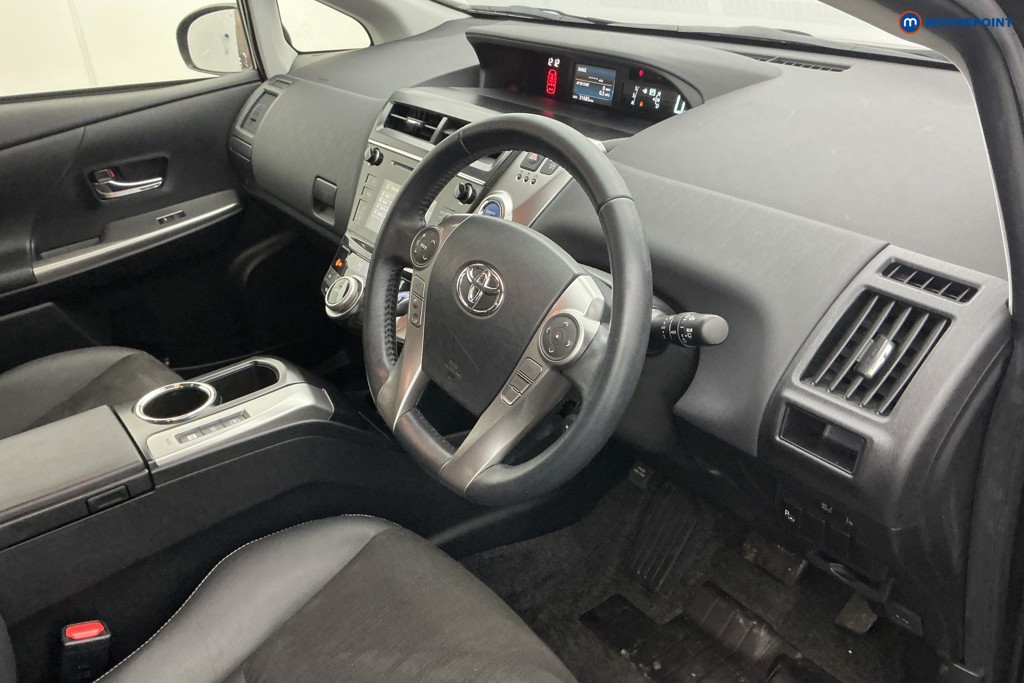 Used Toyota Prius 2019 for sale - 77012062: Photo 16