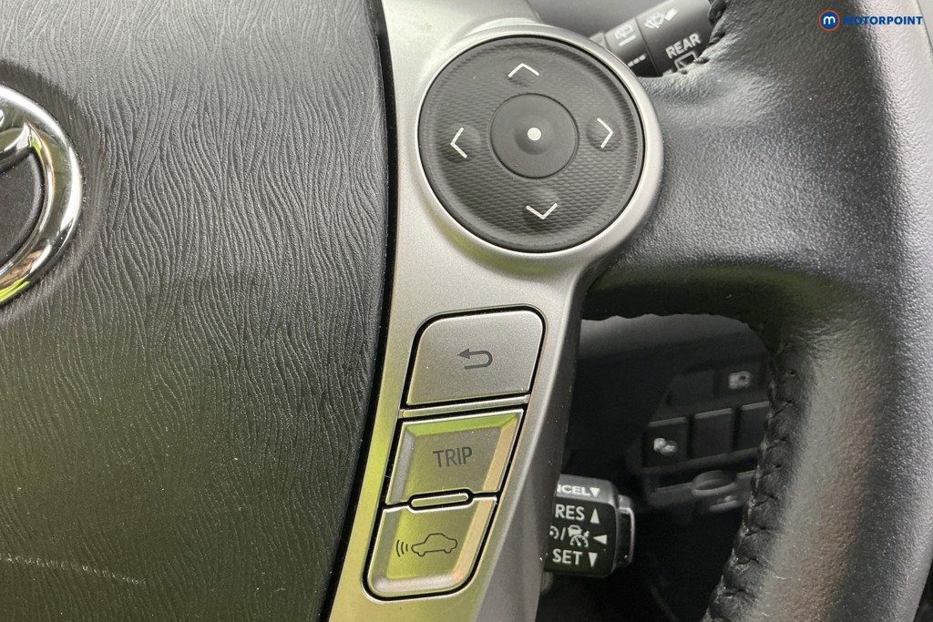 Used Toyota Prius 2019 for sale - 77012062: Photo 29