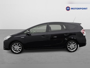 Used Toyota Prius 2019 for sale - 77012062: Photo