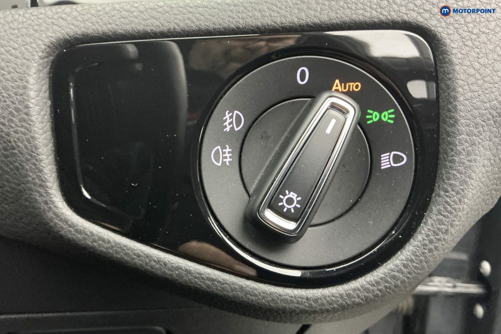 Used Volkswagen Golf 2017 for sale - 77718828: Photo 27