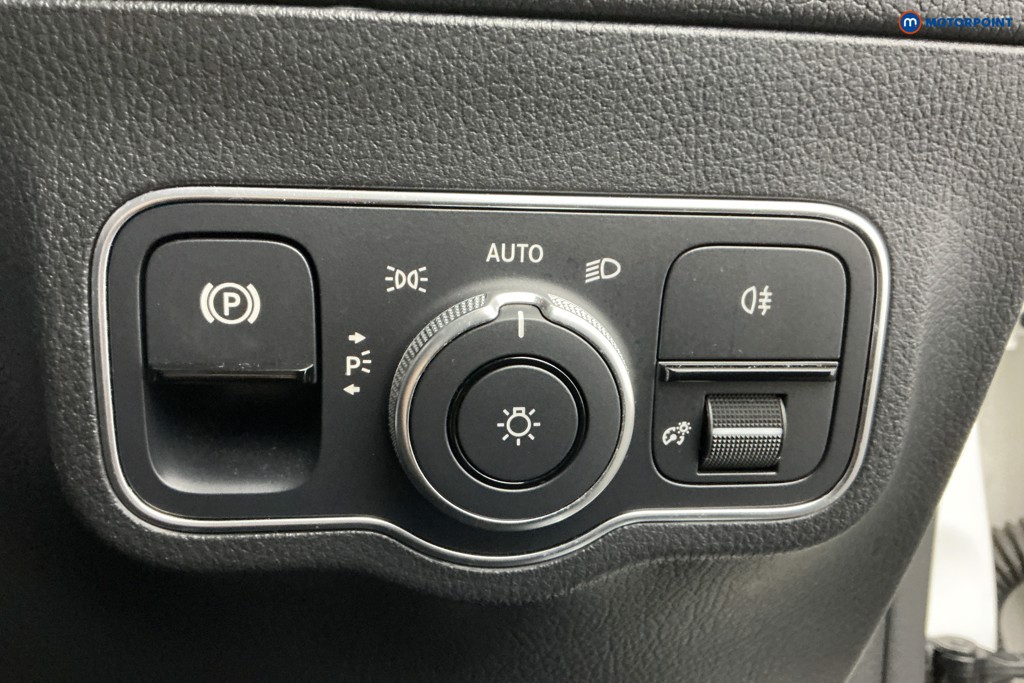 Used Mercedes-Benz EQA 2022 for sale - 77159599: Photo 31