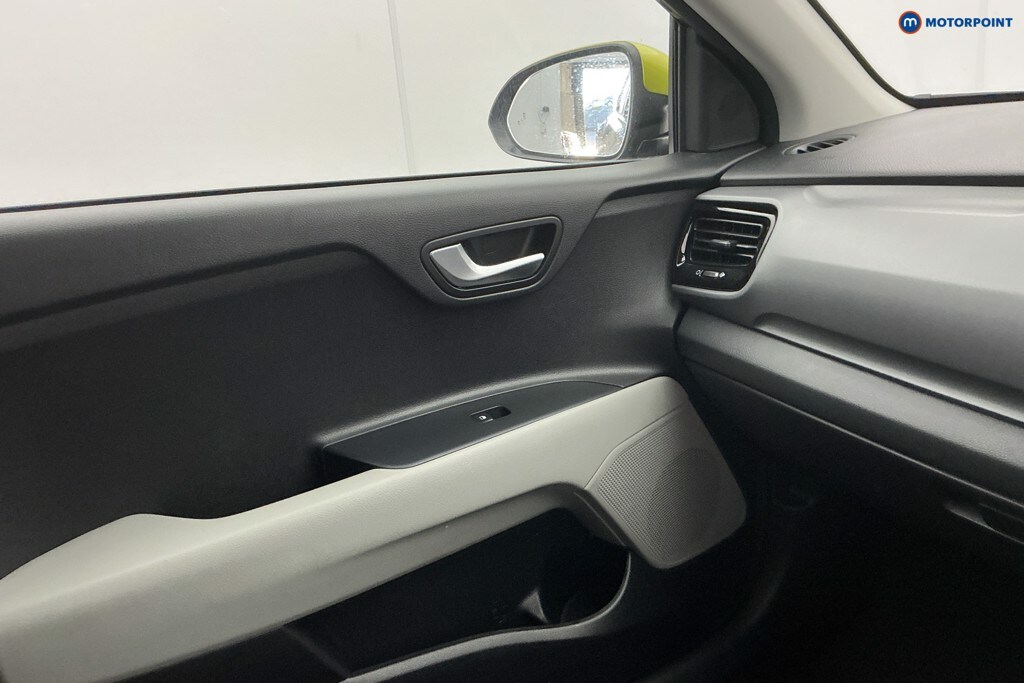 Used Kia Stonic 2019 for sale - 77077582: Photo 26