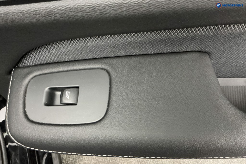 Used Volvo V60 2020 for sale - 77248847: Photo 38