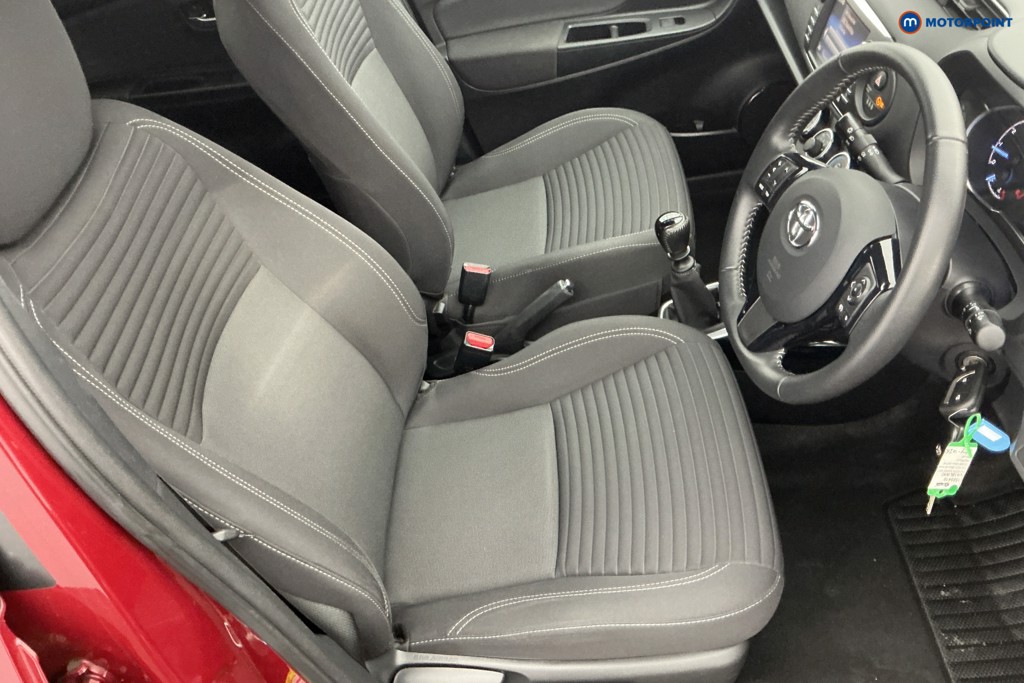 Used Toyota Yaris 2018 for sale - 76697063: Photo 13