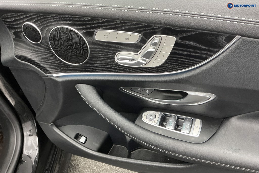 Used Mercedes-Benz E Class 2019 for sale - 76767243: Photo 28