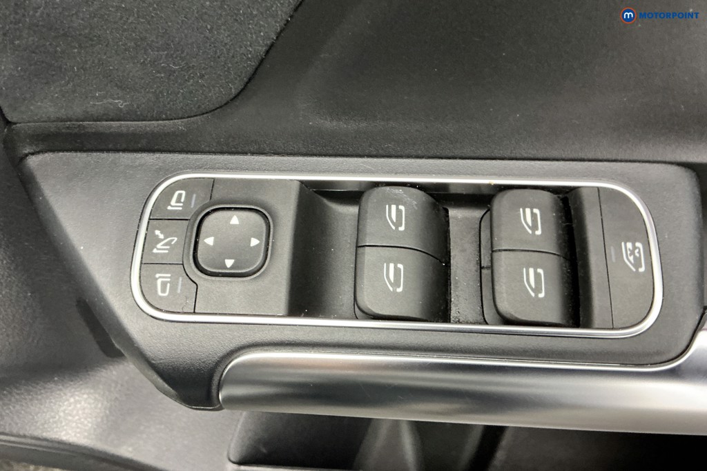 Used Mercedes-Benz EQA 2022 for sale - 77006246: Photo 32