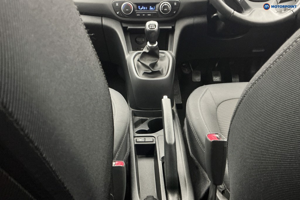 Used Hyundai i10 2019 for sale - 76734601: Photo 17