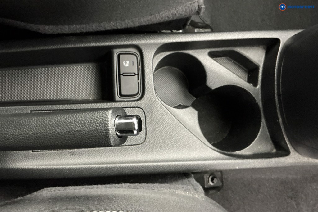 Used Hyundai i10 2019 for sale - 76734601: Photo 20