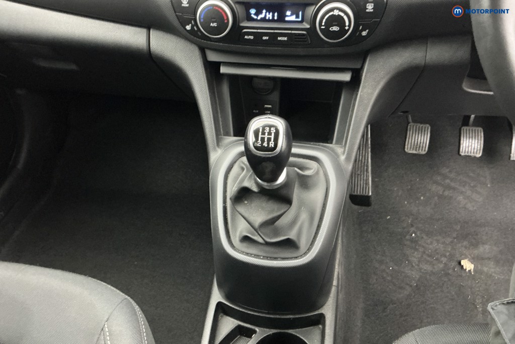 Used Hyundai i10 2019 for sale - 76734601: Photo 21