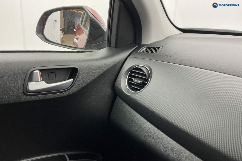 Used Hyundai i10 2019 for sale - 76734601: Photo 23