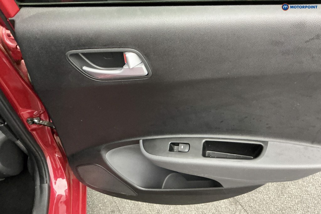 Used Hyundai i10 2019 for sale - 76734601: Photo 29