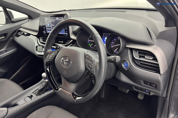 Used Toyota C-HR 2022 for sale - 76146932: Photo 15