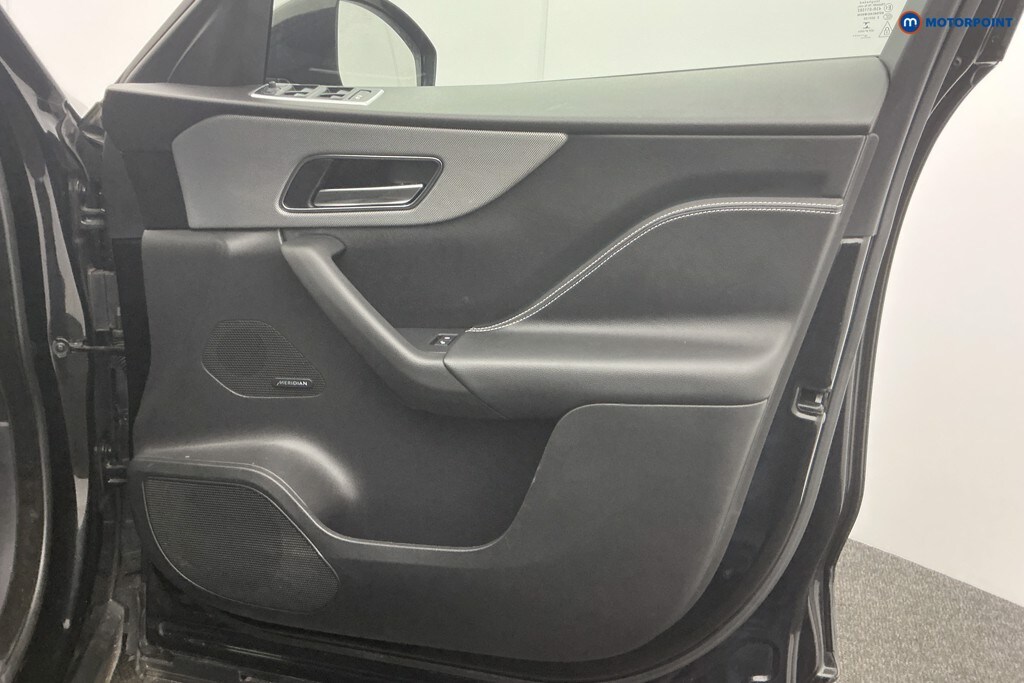 Used Jaguar F-Pace 2019 for sale - 77421079: Photo 34